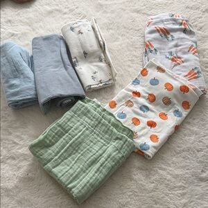 Carter's Baby Swaddle Set - Orange, Blue & Gray Pumpkin Prints